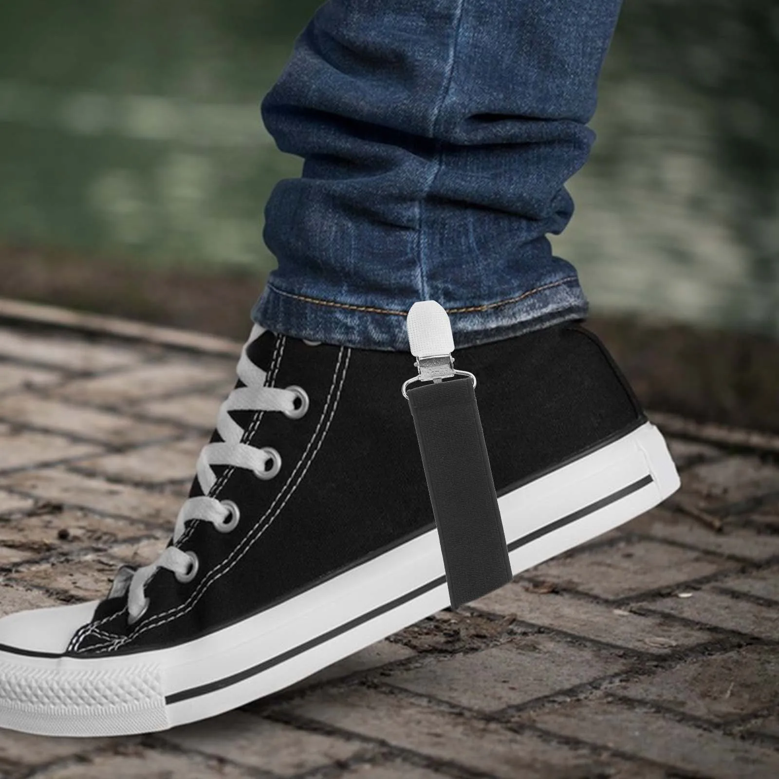 

4Pcs Windproof Pant Clips Elastic Adjustable Fasteners for Cycling Hiking Running Motorcycling Outdoor Protection