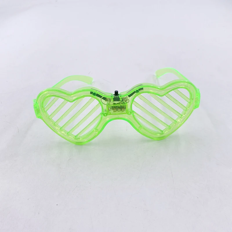 Drahtlose LED Just Married Brille Hochzeit Brautparty Gefälligkeiten Braut Brillen Set EL Herzförmige Sonnenbrille für Liebhaber Paare – Detail 15