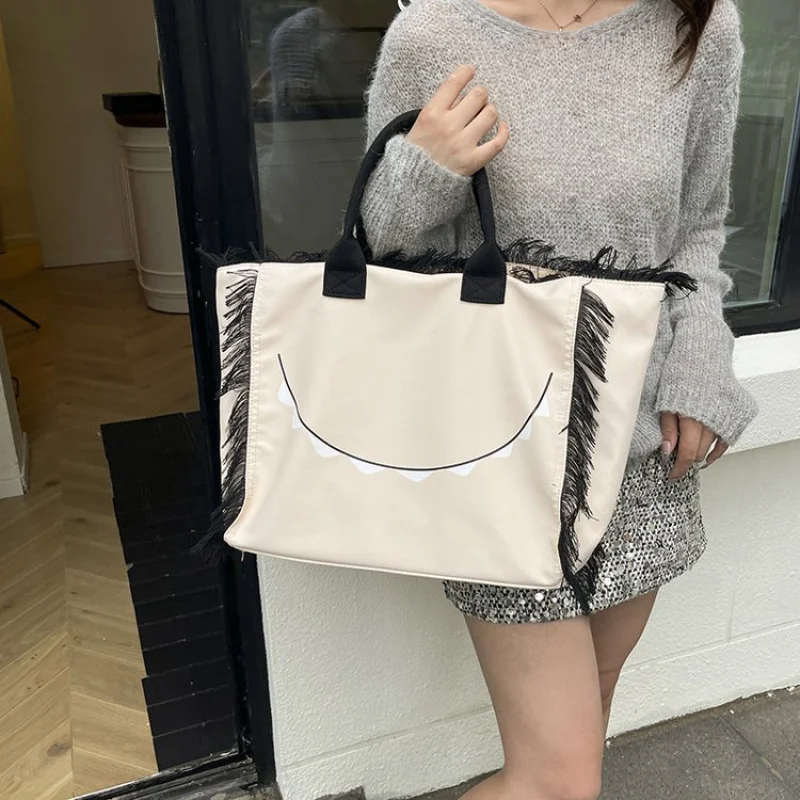 대용량 통근 가방 단색 여성 패션 토트 빈티지 디자인 럭셔리 메신저 백 쇼퍼