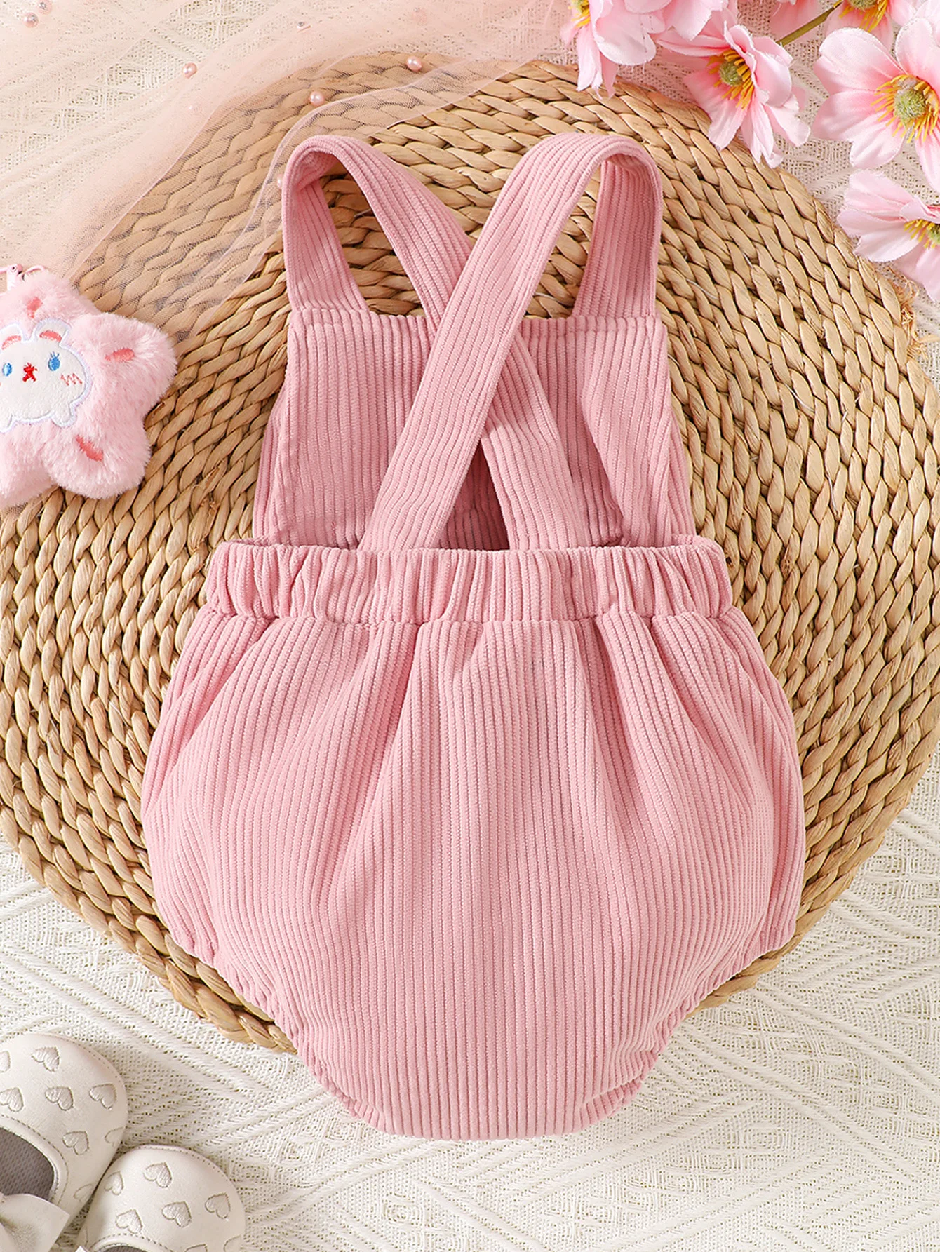 Cute Bunny Romper for Baby Girls, Soft Pink Pom-Pom Nose, Hand-Painted Embroidered Features, Newborn Easter Photo Shoot Outfit