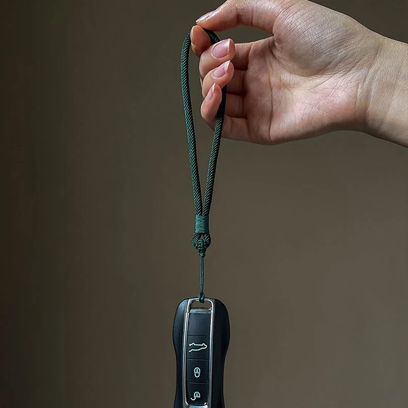 Handy-Lanyard, kurzes Handgelenksband, verstärkt, farblich passend, handgewebter Anhänger, Damen- und Herren-Accessoire, Anti-Verlust-Lanyard – Detail 3