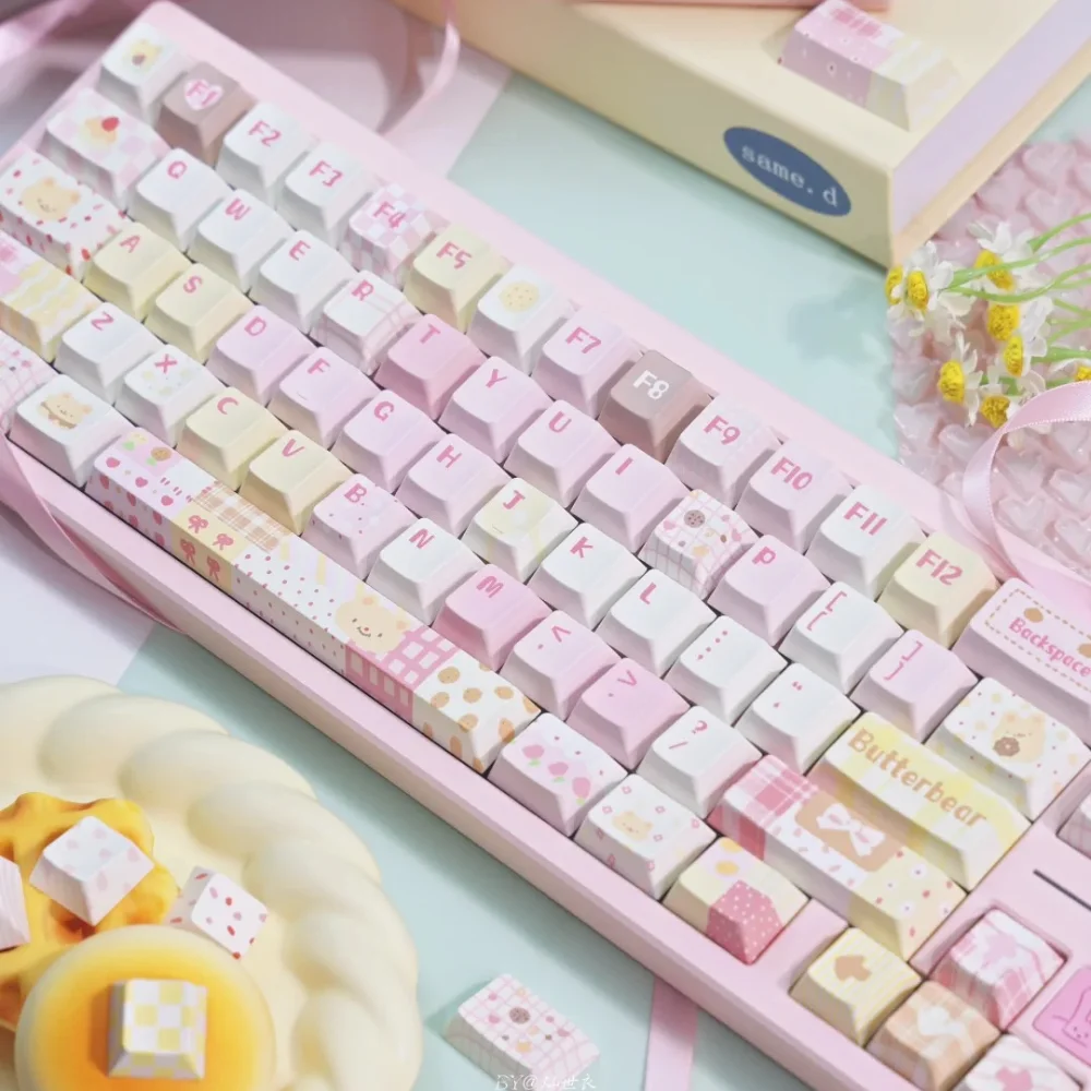 Imagem -04 - Bonito Butter Bear Keycap Cherry Perfil Pbt Keycaps para Teclado Mecânico Faça Você Mesmo Rosa Luz Amarela Pintados à Mão Estilo Key Caps