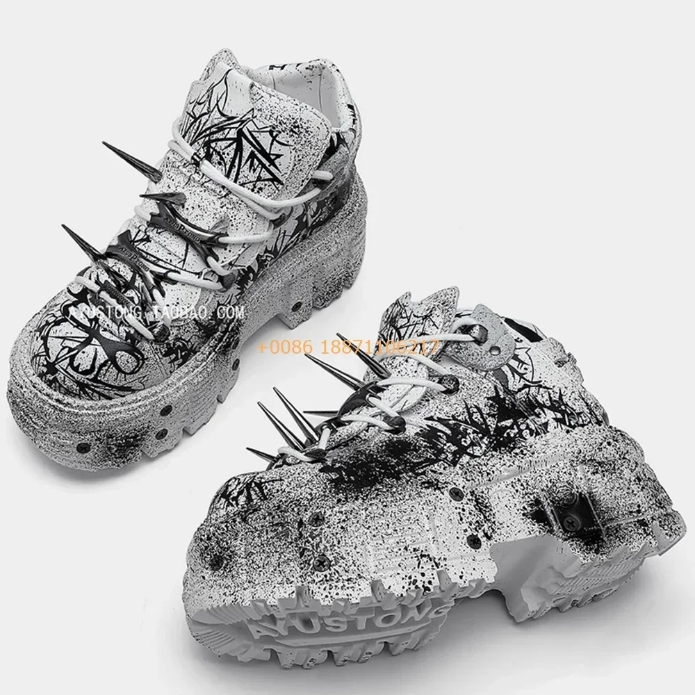 2024 New Metal Rivet Graffiti Boots Thick Sole Round Fashion 35-45 Lace-Up Dad Shoes Street Punk Rock Street Sports Casual Pumps