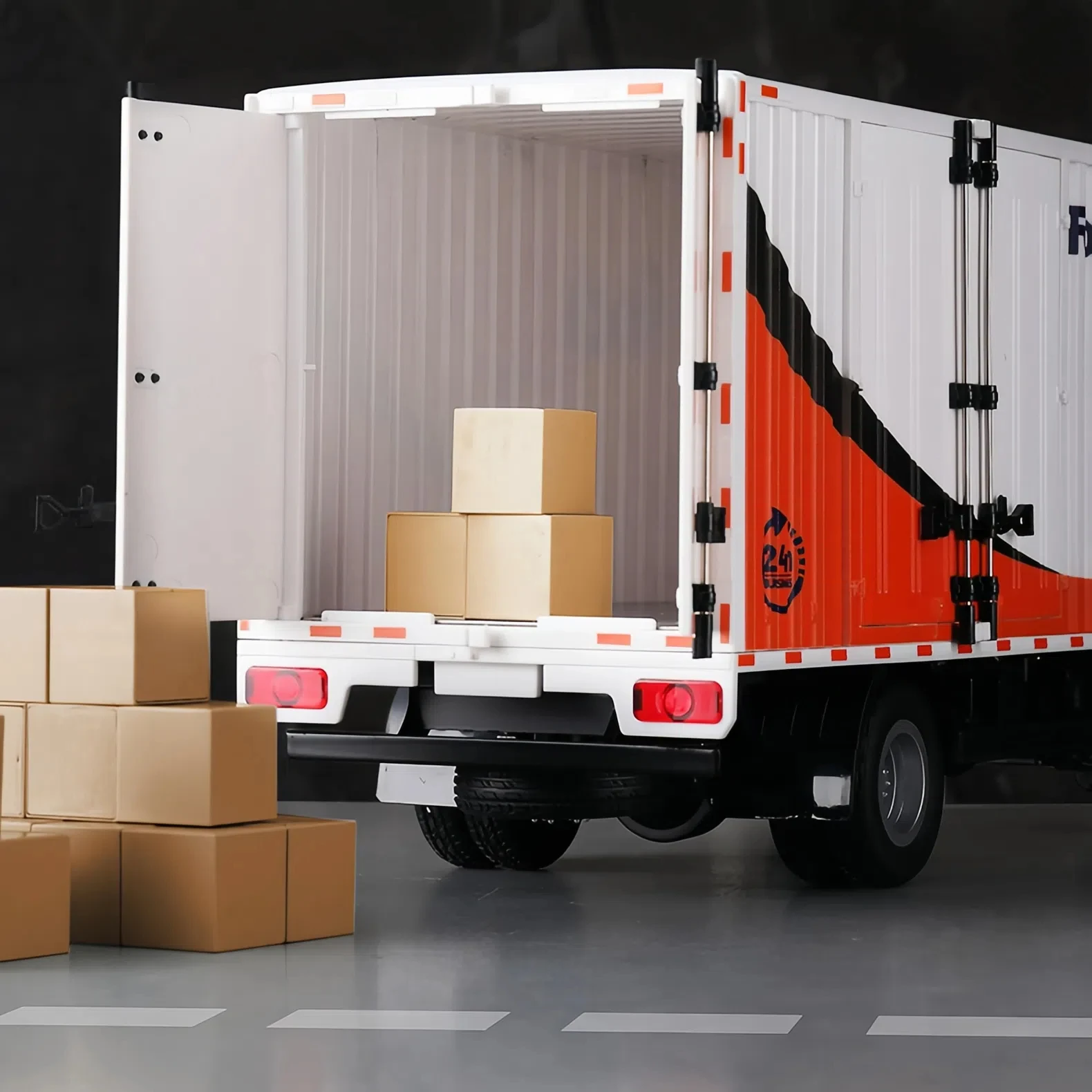 HuiNa 524 RC Auto RTR 1/18 Bilancia In Lega Camion Delivery Luce di Controllo Remoto Modello Elettrico Veicolo Regalo di Compleanno Festival