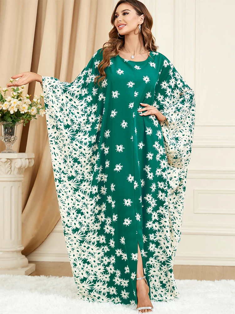 Middle Eastern Muslim clothing green robe bat sleeve loose floral dress