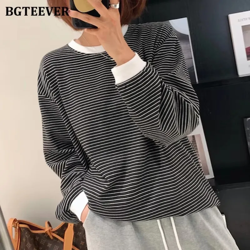 BGTEEVER Casual Loose O-neck Ladies Striped T-shirts Basic Long Sleeve Women Pullovers Tees Spring Female Sweatshirts Tops