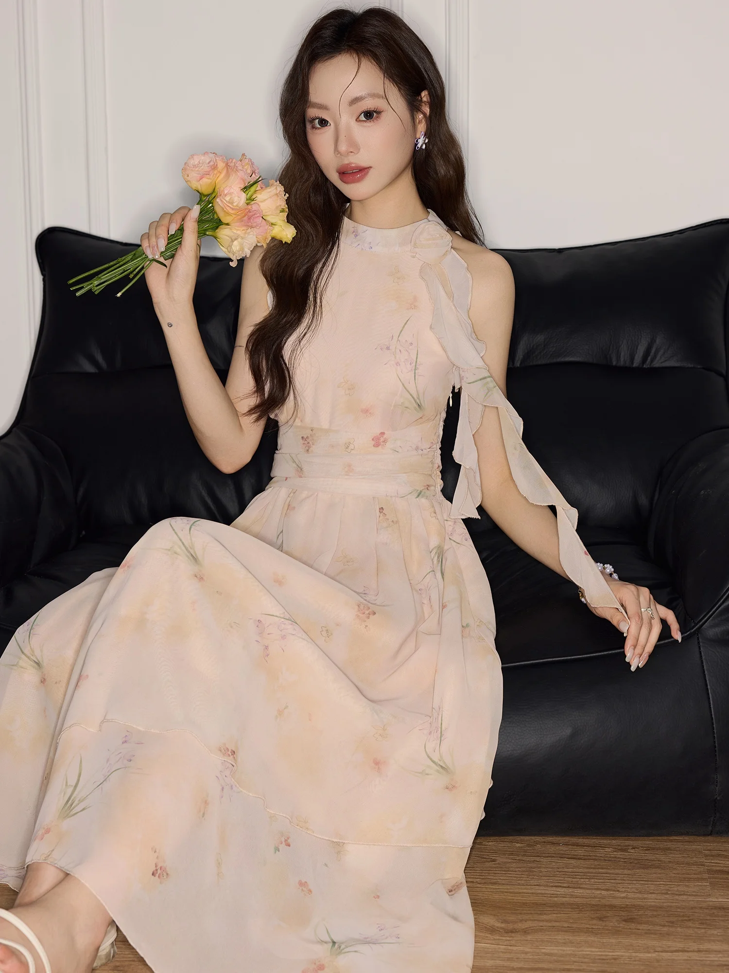 

Летнее пляжное платье Mii Xiaoke Aosphere Gentle Wind Svel Ne: женское длинное платье А-силуэта с завышенной талией и тонкой вуалью