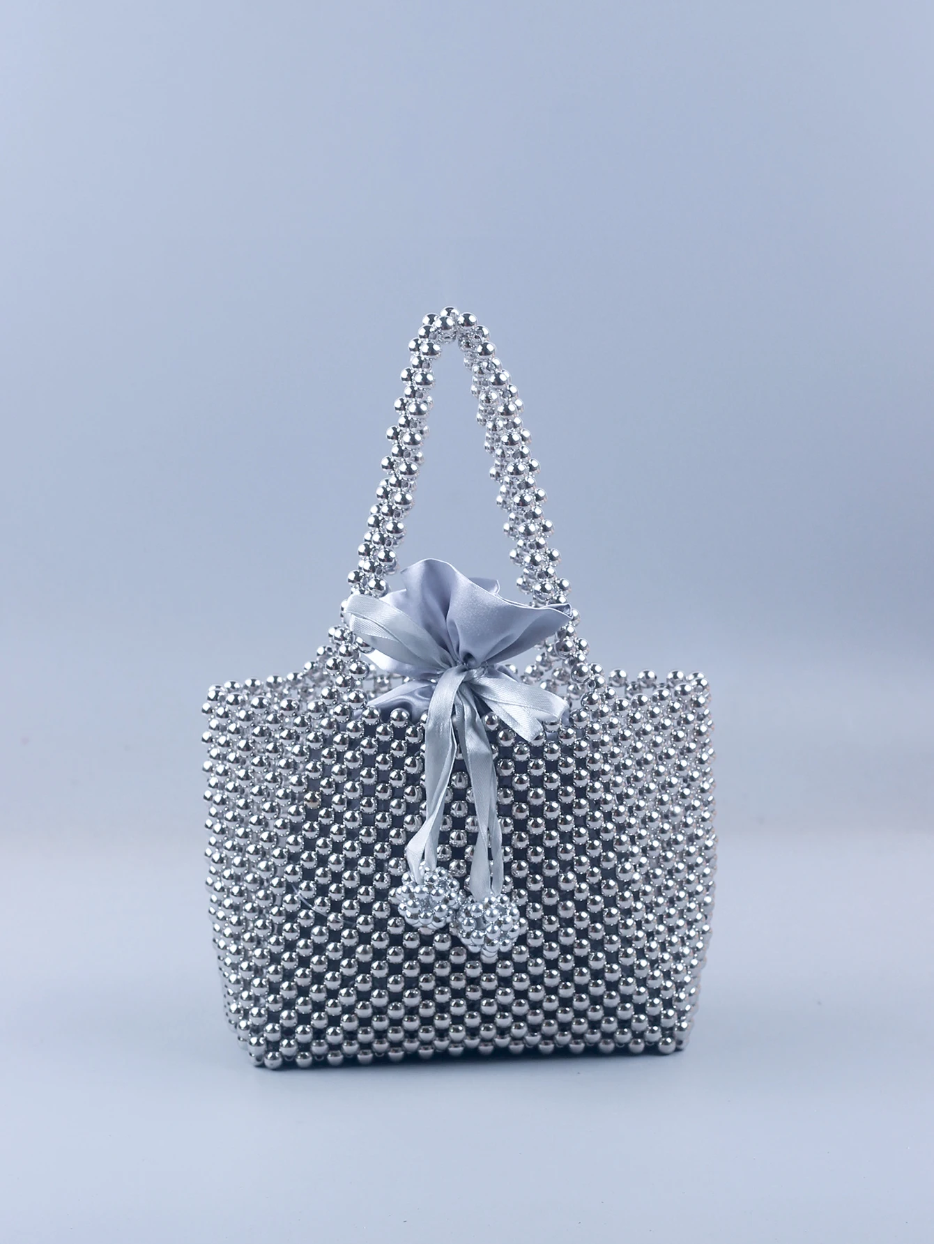 

Small and fashionable handmade studded sparkling silver transparent versatile vegetable basket handbag