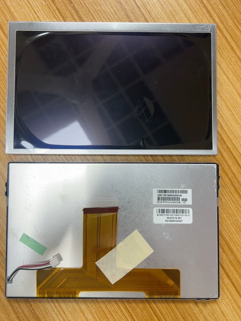 New Original 7-inch C070VVN02.0 C070VVN02.2 LCD Screen, Suitable for Volvo S60L/S60/V60/XC60 Models
