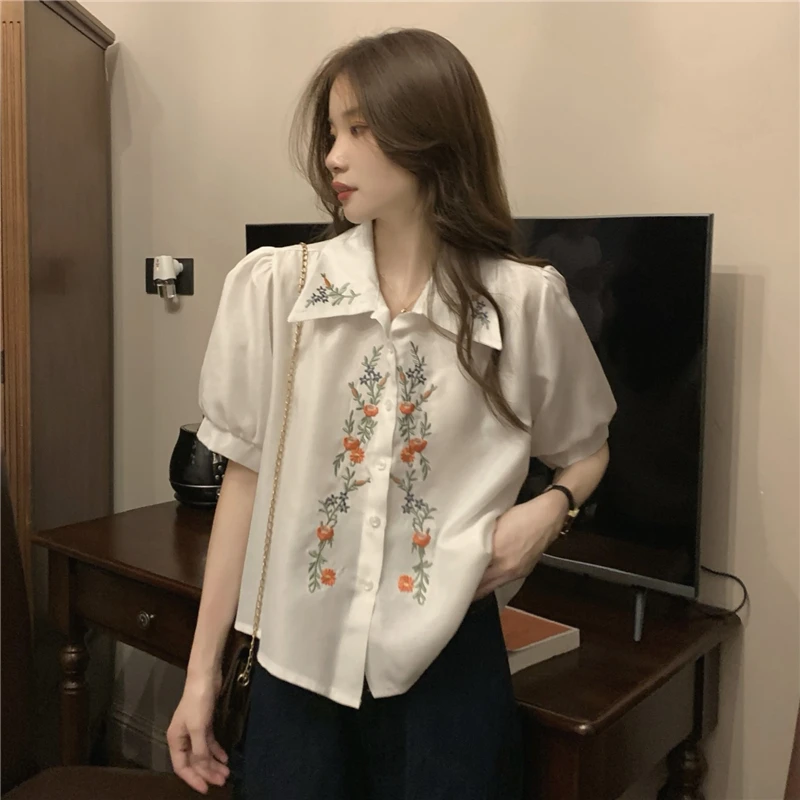 Shirts Women Embroidery Floral Simple Casual All-match Puff Sleeve Chic Elegant Korean Trendy Tops Summer Thin Retro New Female