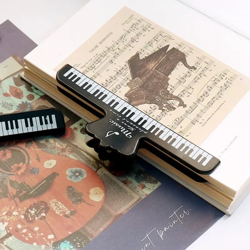 Piano Music Book Page Holder, Clip de partitura musical, Clip para Teclado Stands, Adorável Page Holder, 1Pc