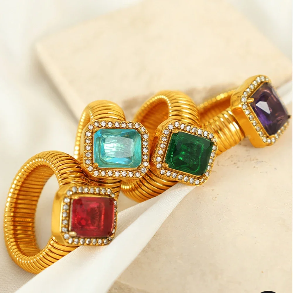 

Waterproof 18K Gold Plated Striped Texture Multi-color Crystal Rings for Women Shining Square Zircon Chunky Knuckle Ring Bijoux