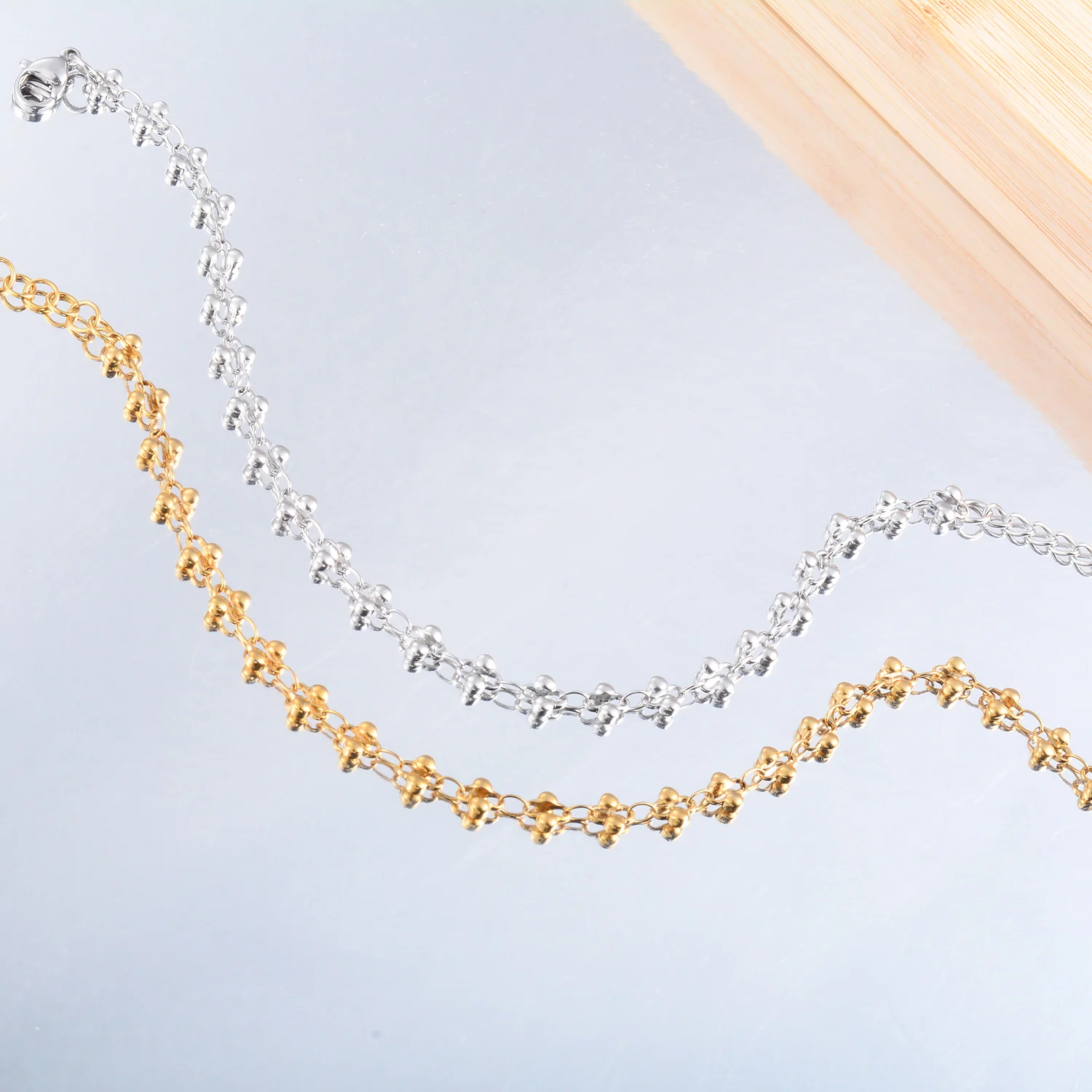 Blumenförmiges Edelstahl-Armband in Gold- und Silberfarbe mit Kreuzmuster, handgefertigte Kette für Frauen, Schmuckgeschenk – Detail 1
