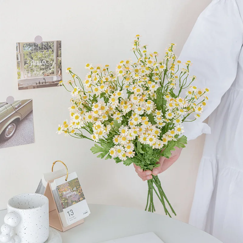 Ramo de flores de Manzanilla de una sola rama, decoración artesanal, pequeña, Margarita, escuela, oficina, hogar, sala de estar, adorno de escritorio