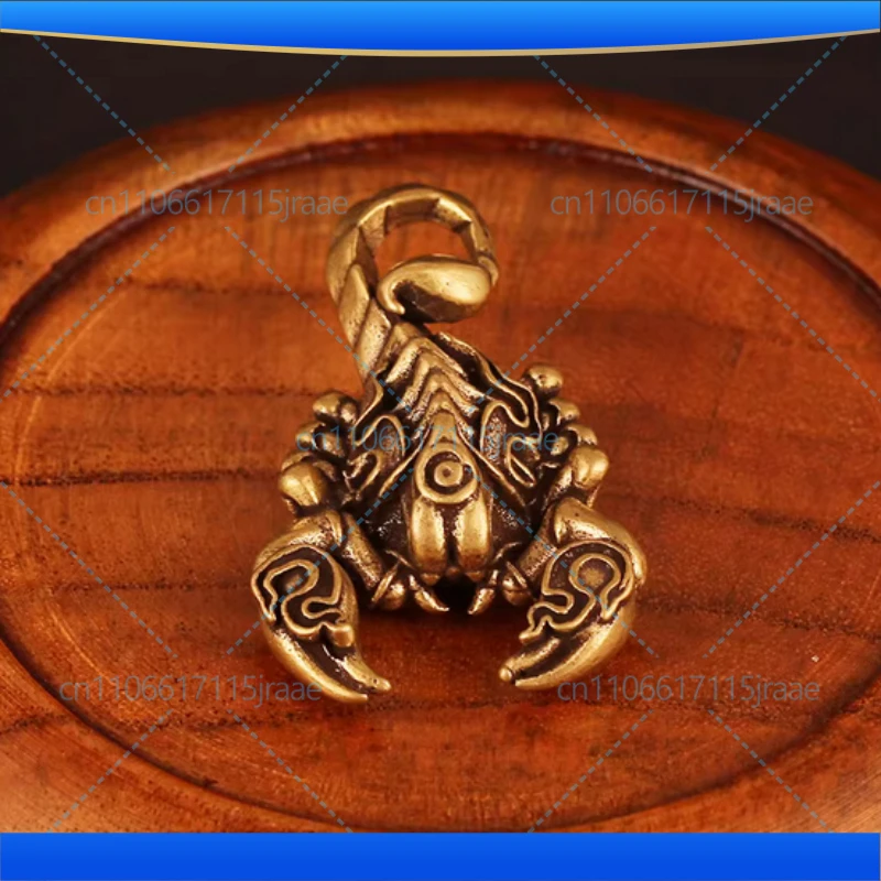 Solid Brass Scorpion Keychain Handcrafted Pendant Keychain Antique-Style Creative Miniature Copper Artifact