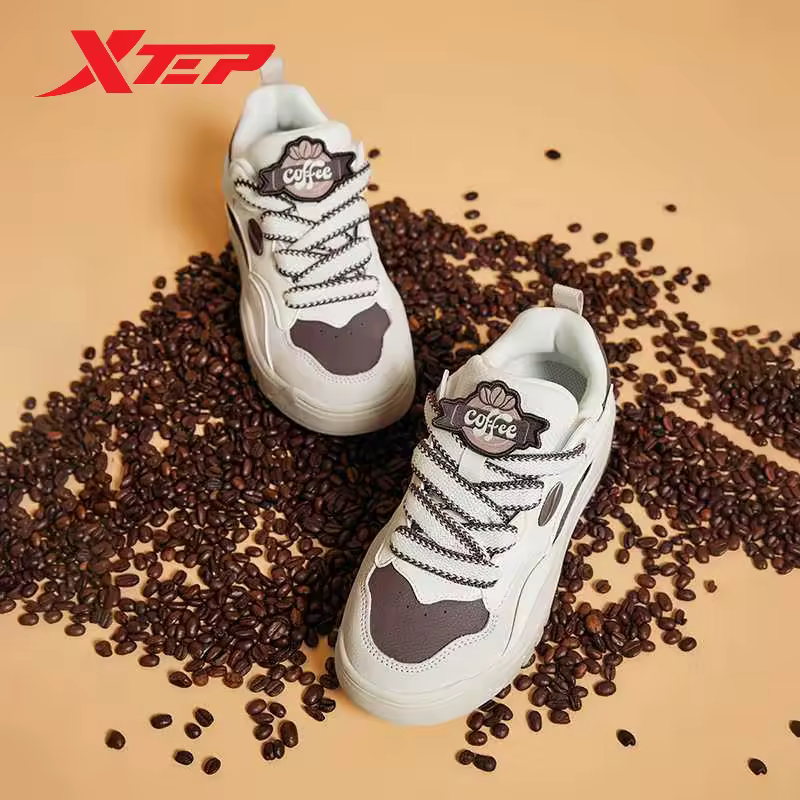 נעלי סקייטבורד Xtep Mocha Cocoa לנשים, נוחות לסתיו, סניקרס בסגנון רחוב יציבות 876318310021