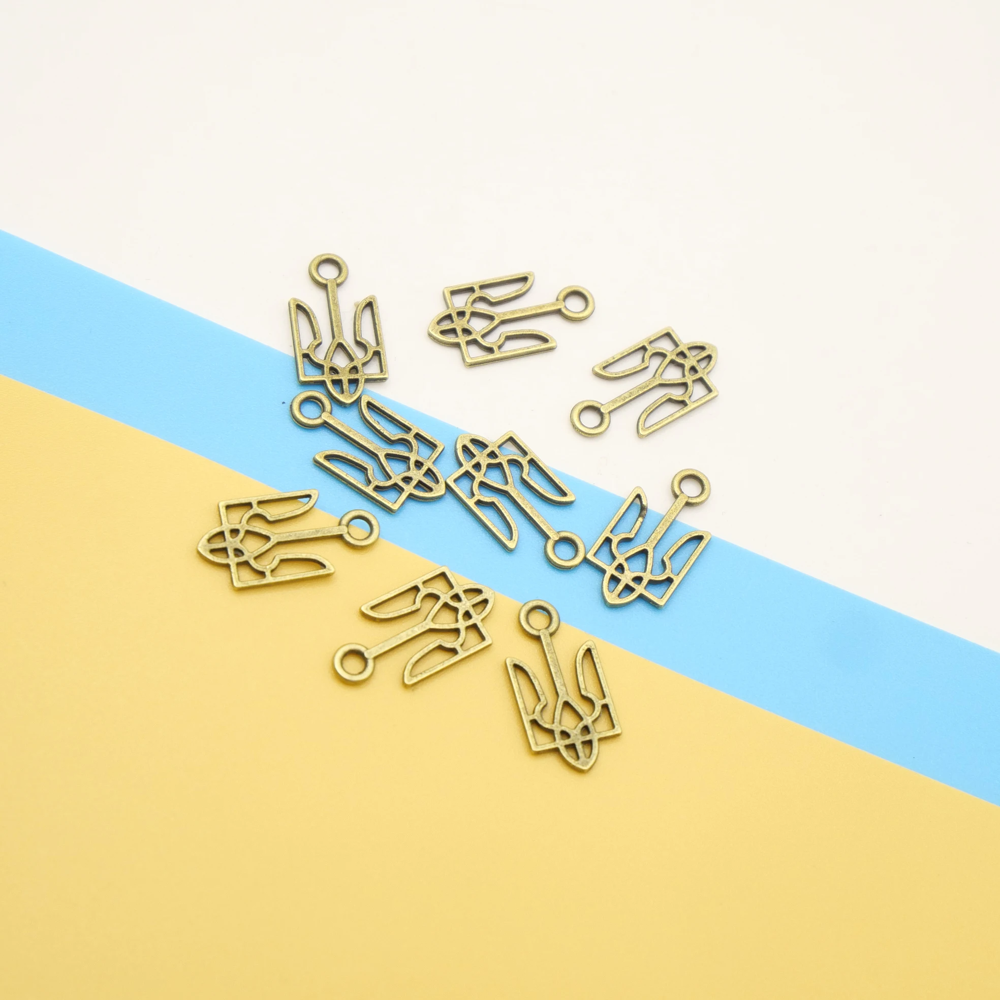 50 pcs National Emblem of Ukraine Alloy Pendants Fit DIY Handmade Earrings Necklace Bracelet Crafts Charms  Jewelry Making