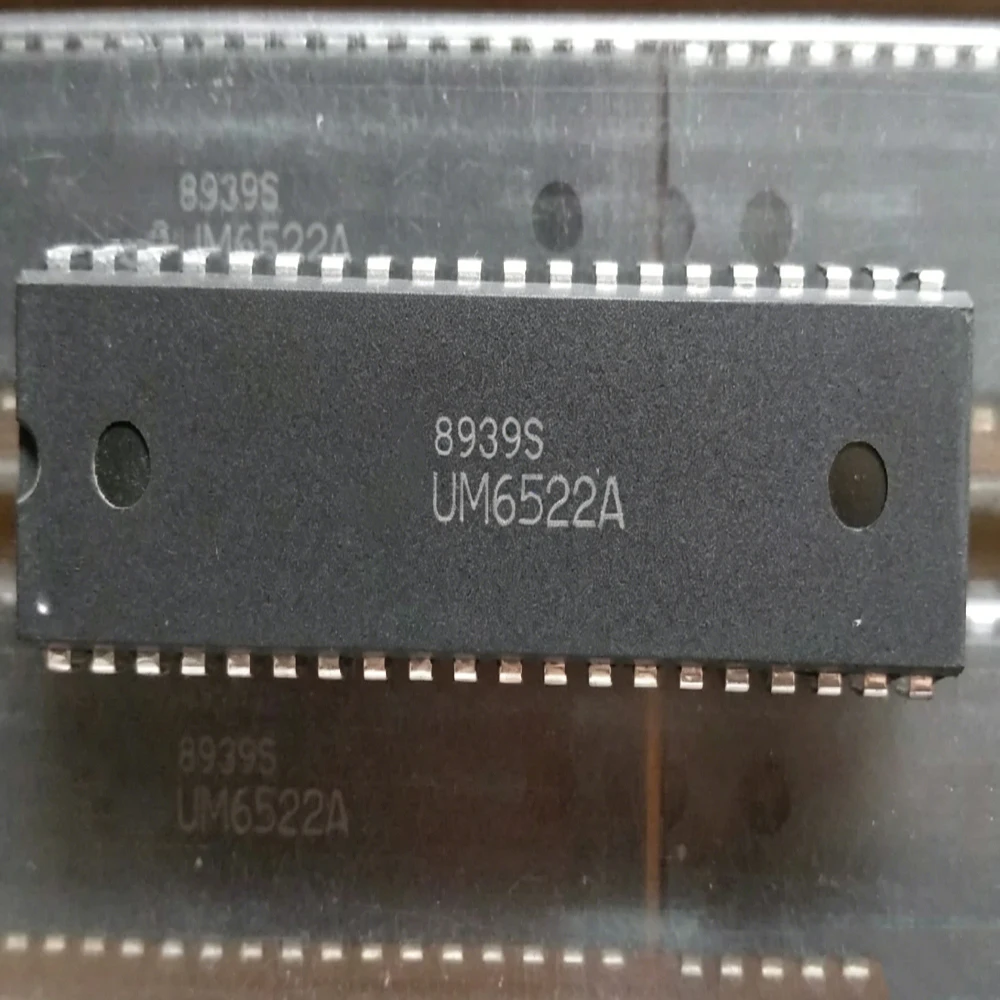 UM6522 DIP-40 6522 In Stock 1pcs/lot