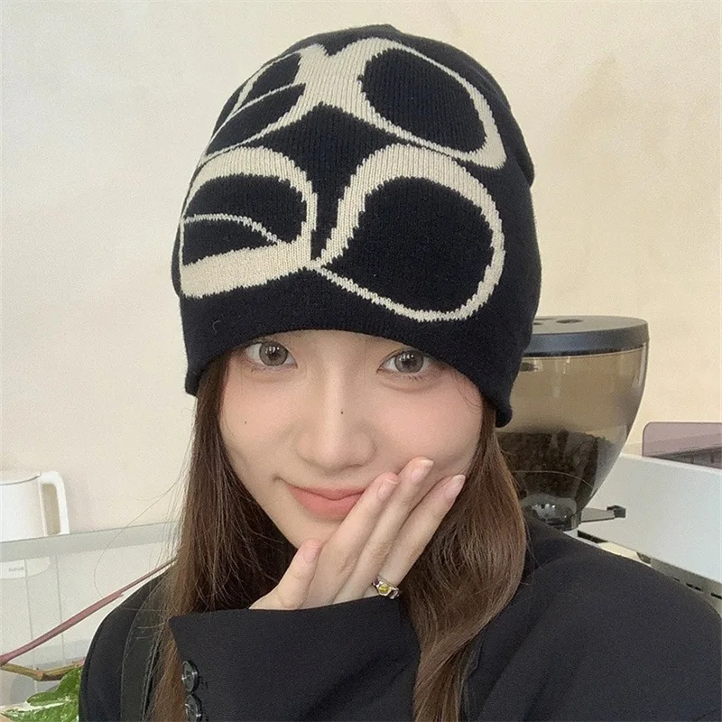 

Autumn Winter Fashion Letter Embroidery Knitted Beanie Women Street HipHop Dome Pullover Stacking Cold Cap Quality Skullies Hats