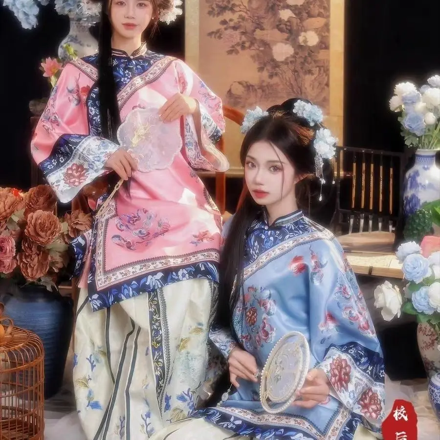

Оригинальный императорский комплект ханьфу династии Цин для женщин, наряд в стиле дворцовой моды с богатой вышивкой, древний костюм Чанъи периода поздней династии Цин.