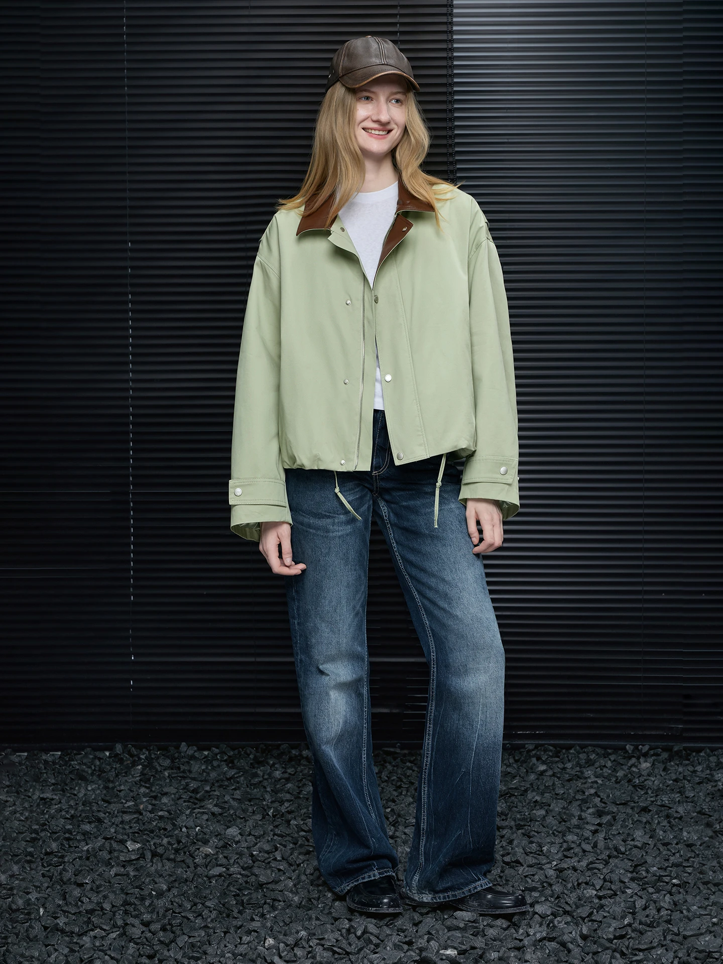 Street Style Baumwolljacke Damen Locker Geschnittener Mantel mit Lederkragen Frühling 2026 Modisch Einzigartig Schöne Oberbekleidung