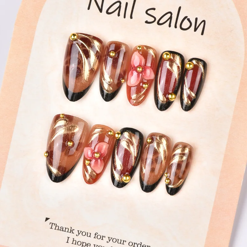 24 قطعة ريترو براون الفرنسية أظافر صناعية ثلاثية الأبعاد زهرة الذهبي تموجات الخريف ليوبارد طباعة الصحافة على الأظافر يمكن ارتداؤها الحلو اللوز وهمية مسمار