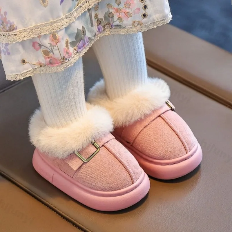 

Children's Retro Buckle Warm Fluffy Cotton Shoes 2025 Winter Girls' Versatile Comfortable Plush Non Slip Platform Hairy Slippers