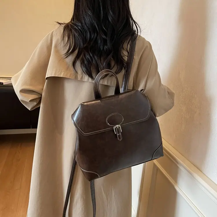 2025 جديد 2472 موضة بسيطة عالية الشعور المتخصصة الاتجاه سستة الكتف التنقل الرجعية تنوعا حقيبة الترفيه #3