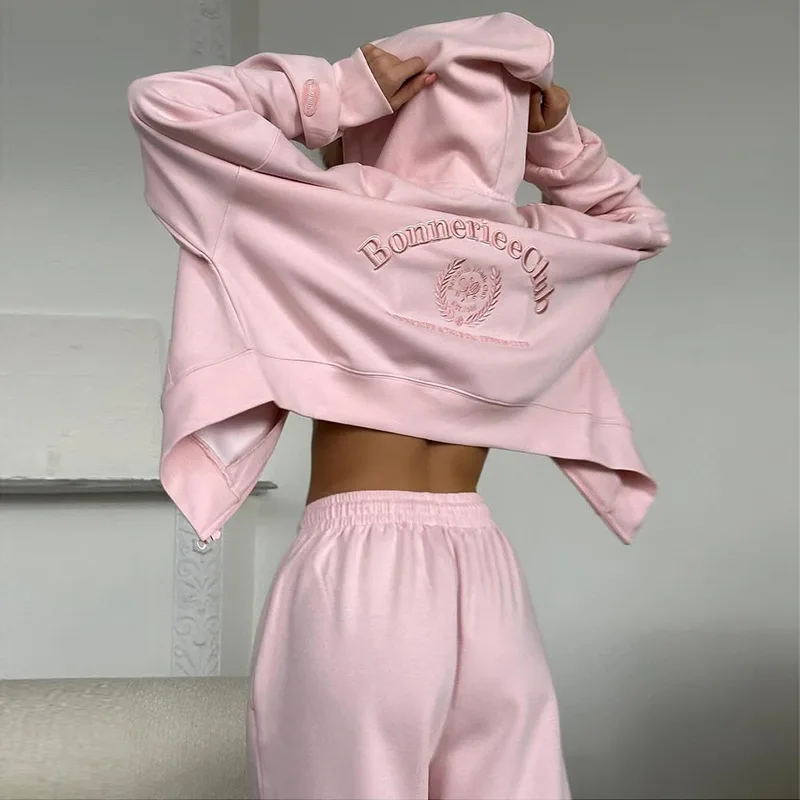 

Women's clothing 2025 autumn and winter new fashion embroidered pink hooded sweatshirt jacket wide leg pants set