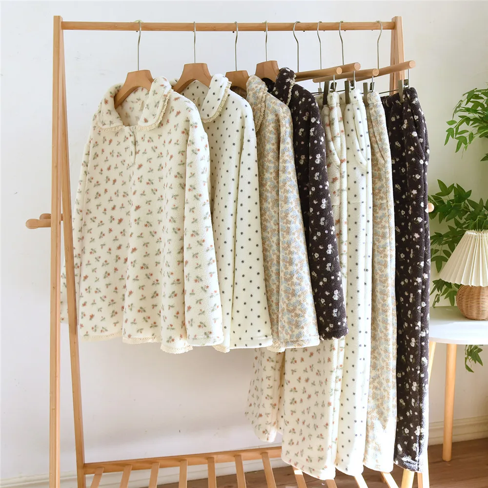 

Женские осенне-зимние теплые пижамы, домашняя одежда, коралловые бархатные пижамы для девочек, утепленная милая фланелевая домашняя одежда