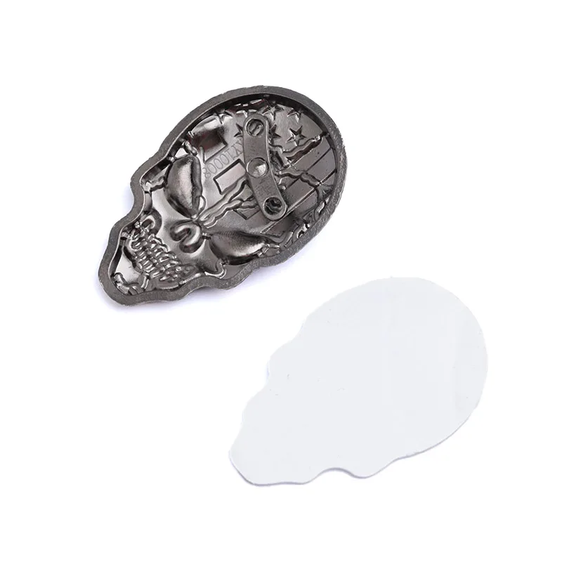 Pegatina de aleación de Zinc para coche y motocicleta, calaveras 3D con diseño de demonio, Calavera, logotipo de motocicleta, 1 piezas