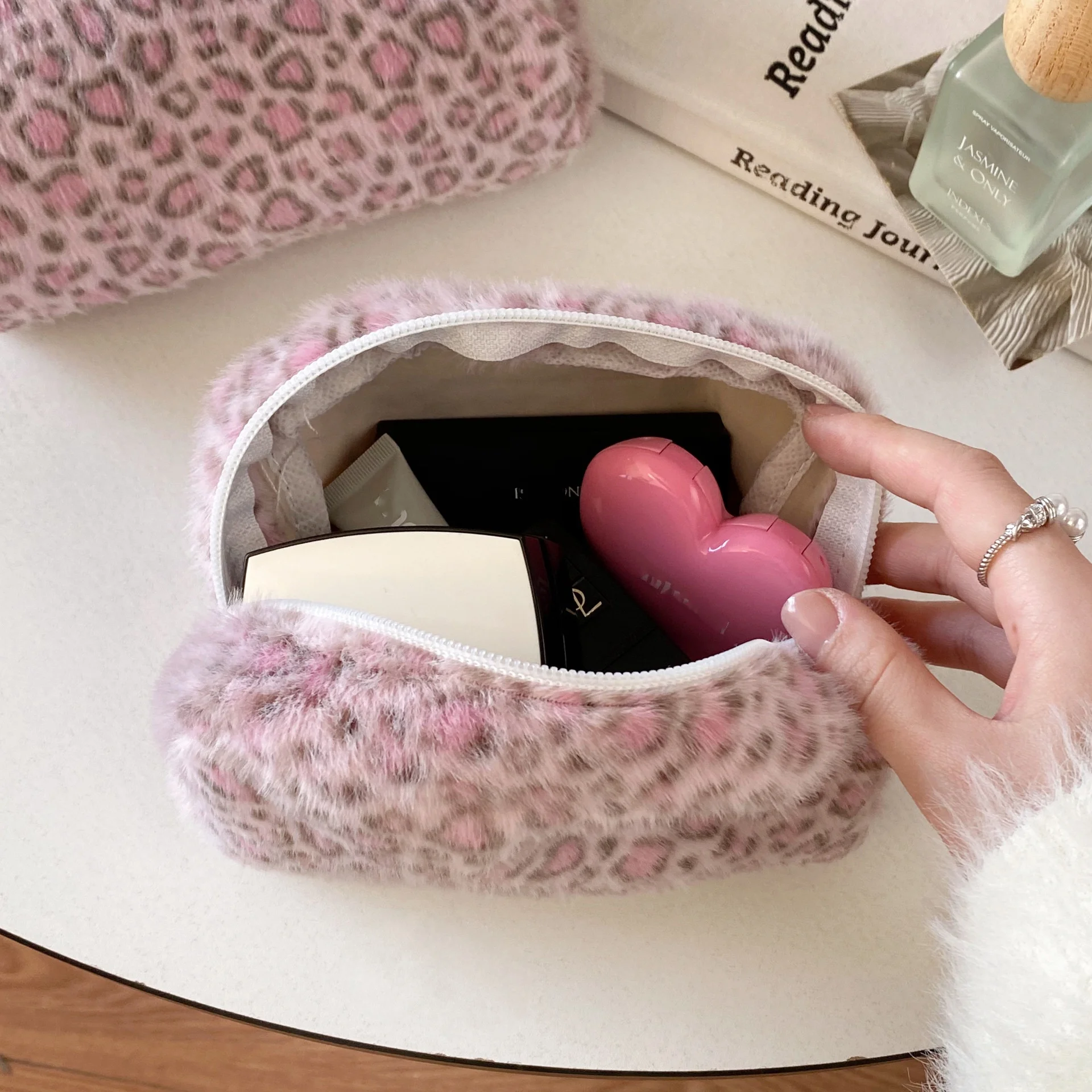 Leopard print plush makeup bag, portable cosmetics storage bag,travel grooming bag,stationery pencil case,coin purse ID card bag