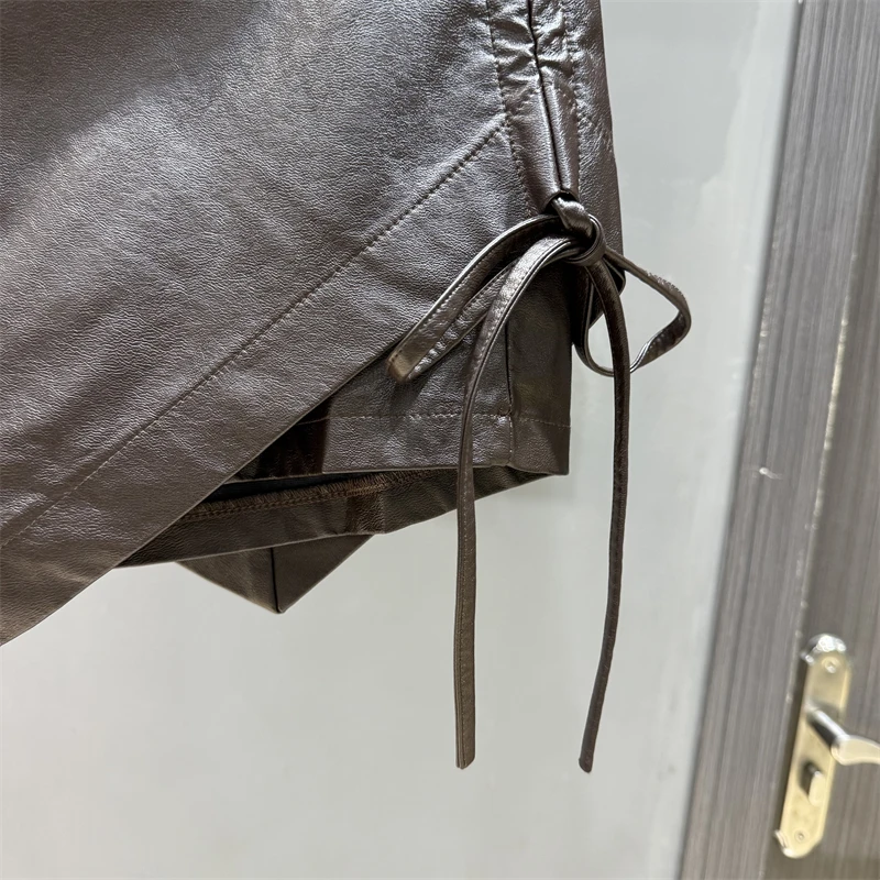 غير النظامية حزام تصميم فتاة حار بو الجلود نصف تنورة المرأة الخريف الشتاء مزاجه الجديد التخسيس ألف خط تنورة قصيرة