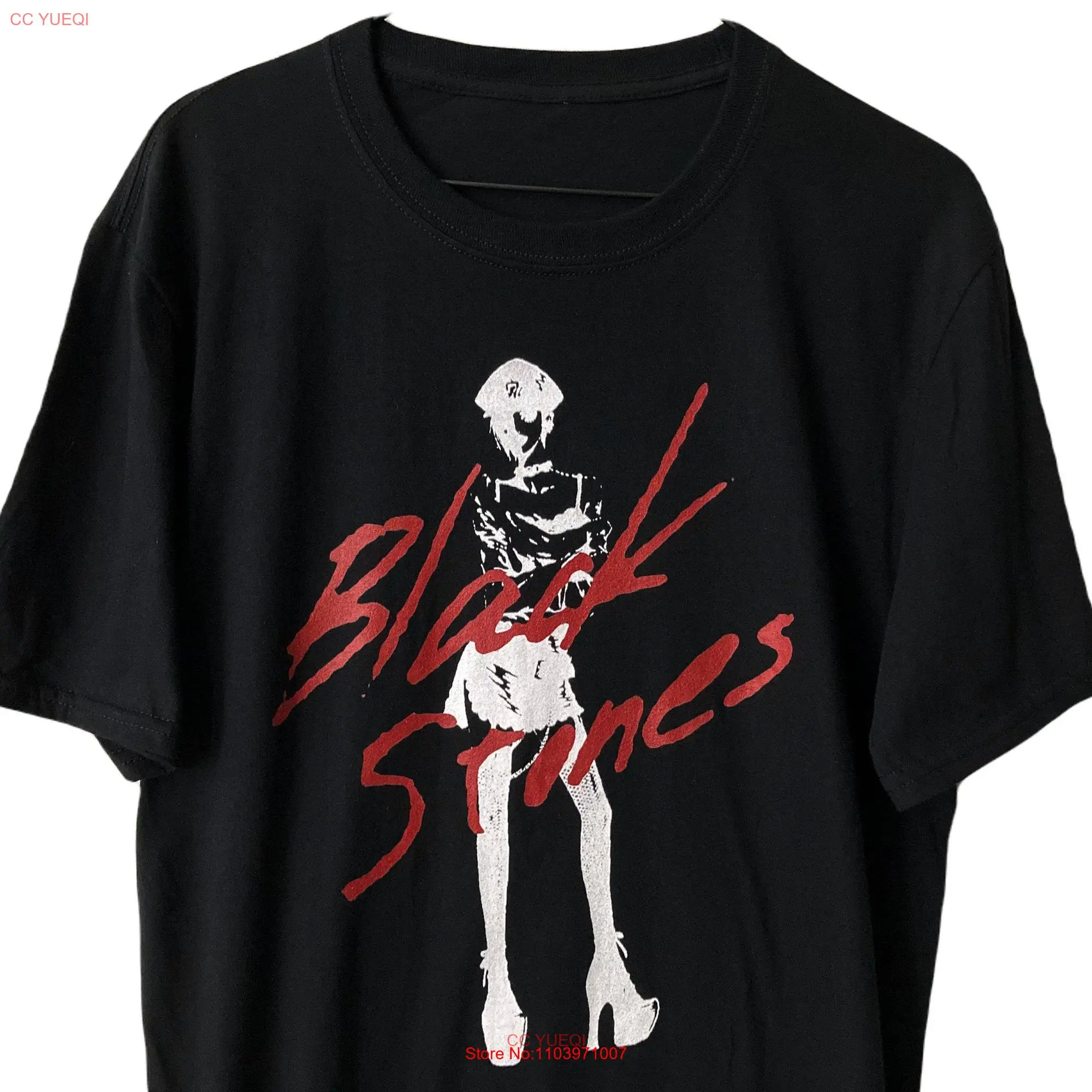 Футболка с длинным или коротким рукавом черного цвета с камнями x Нана Футболка с длинным или коротким рукавом черного цвета с камнями x Нана