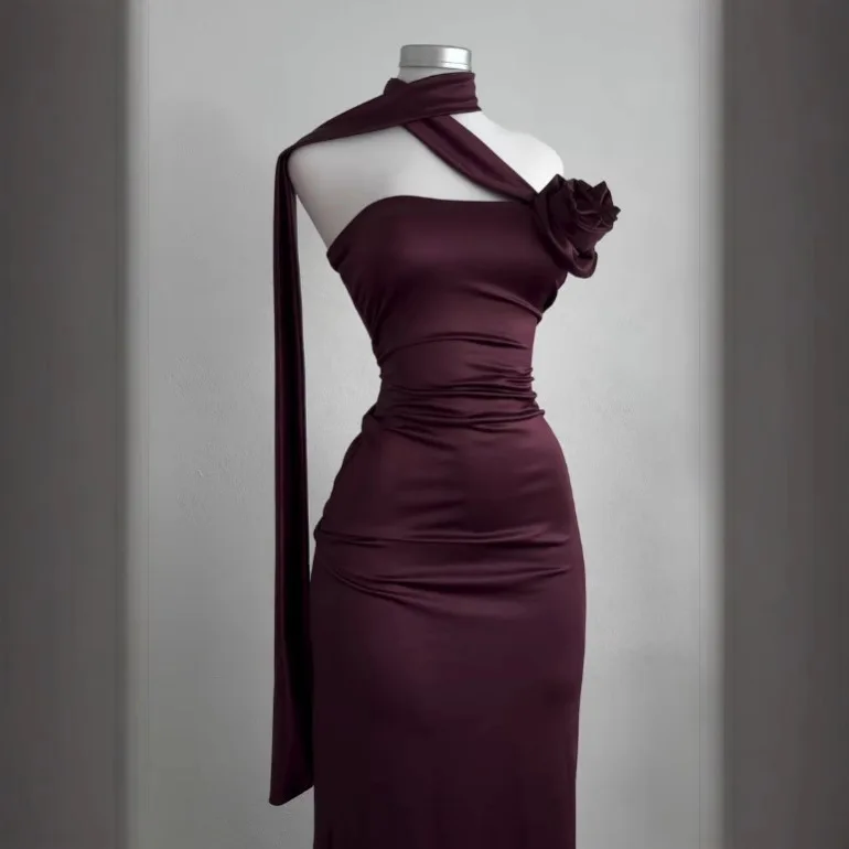 

2026 Backless Halter-Neck Dress Women Dress Elegant Fashion Beautiful Women's Dresses Party Night Dresses Evening Woman Dress