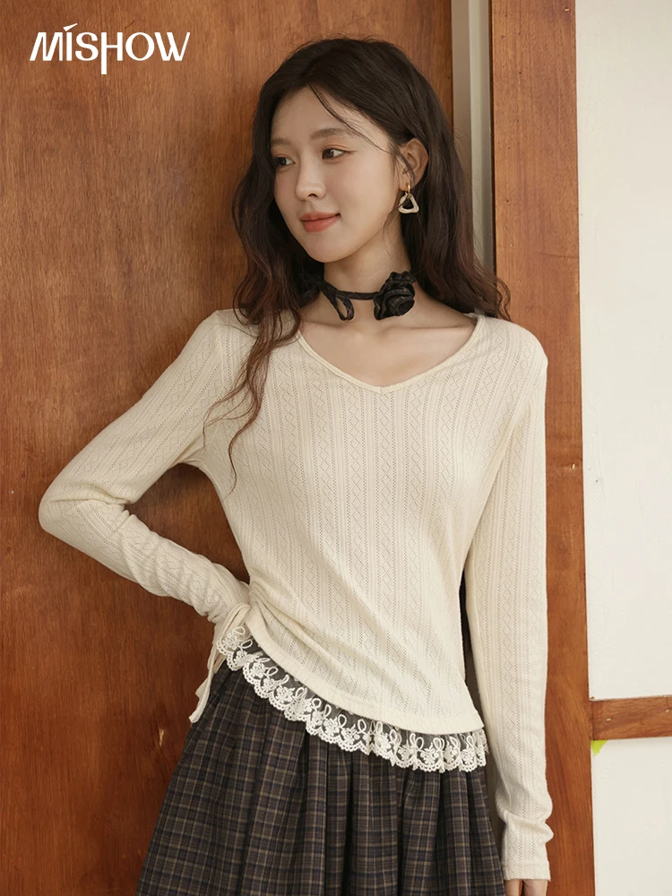 

MISHOW Apricot Hollow Knitted Long Sleeved T-shirt Autumn 2025 Lace Hem Asymmetrical Top Side Drawstring Waist Tees MXE44T0738