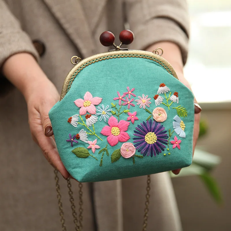 

DIY Bag Embroidery Kit Needlework Chain Portable Wallet Flower Pattern Printed Cross Stitch Set Handmade Sewing Art Craft Gift