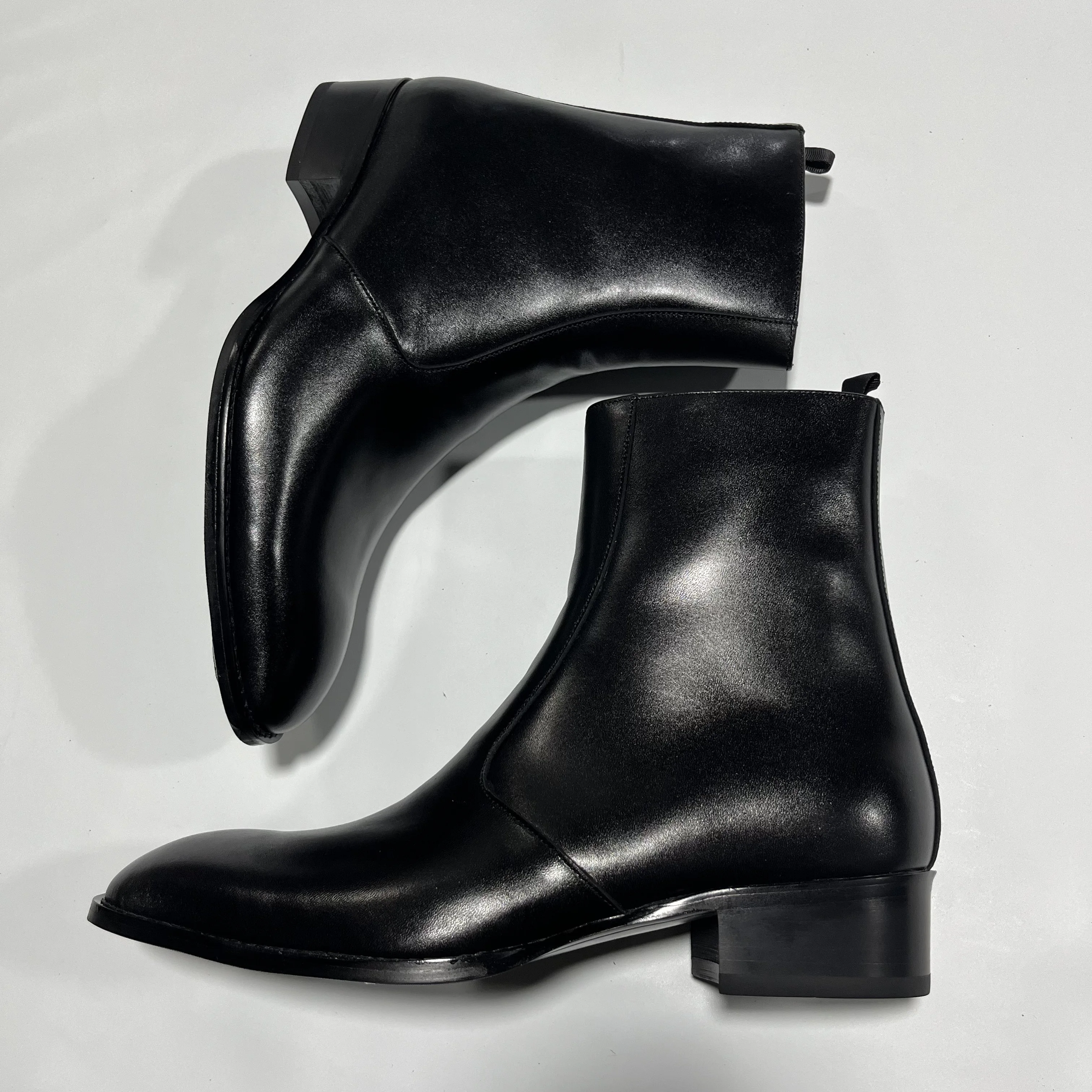 Botas Chelsea de couro genuíno feitas à mão com bico fino e suave branco