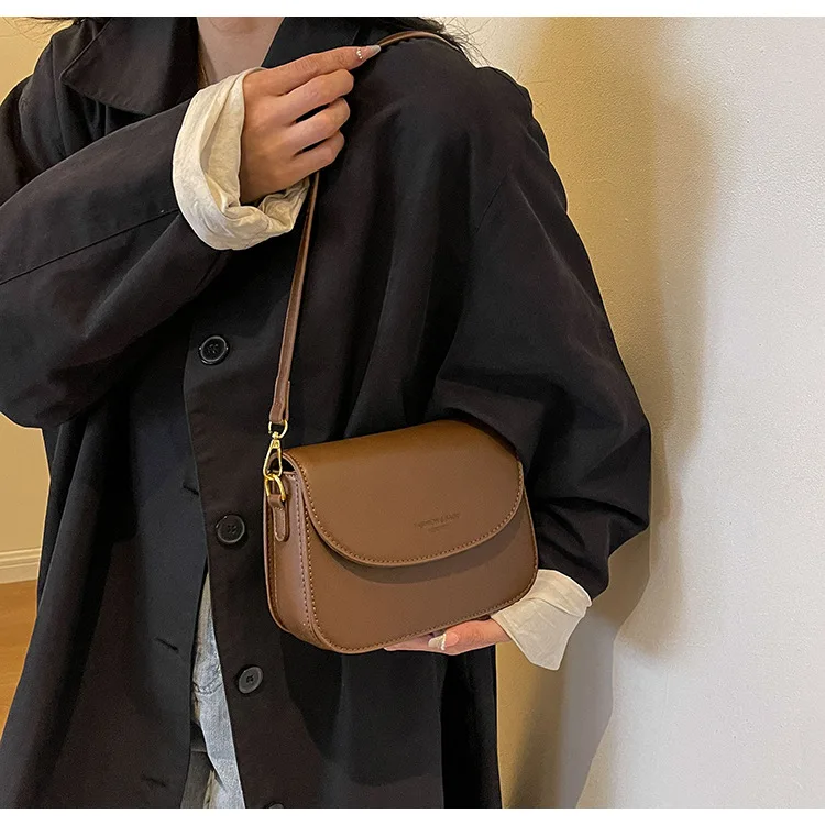 Popular Women Shoulder Bags New Style Crossbody Bag for Ladies College Shopper Phone Purse Simple Color Pouch