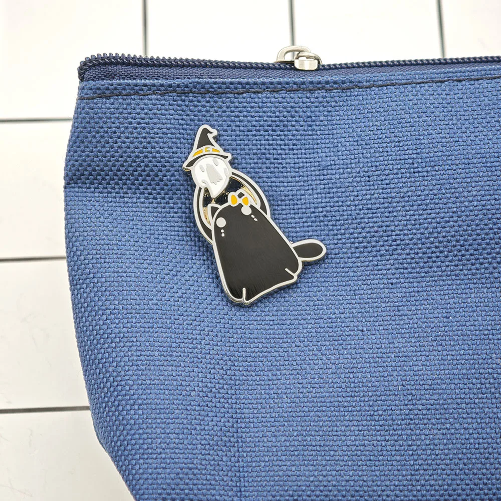 Niedliche Halloween-Geisterkatze, Emaille-Anstecknadel, schwarze Katzen-Brosche, Hexenhut, Reversnadel, Metallabzeichen, Kawaii, Gothic, Tier-Schmuck, Accessoire, Geschenk – Detail 8