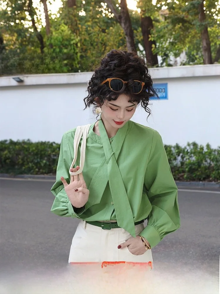 

Chen Jiajie Spring Lake Color Long Sve irt Women's Spring Edition Design Sense round Ne Ele irt Cotton Polyester...