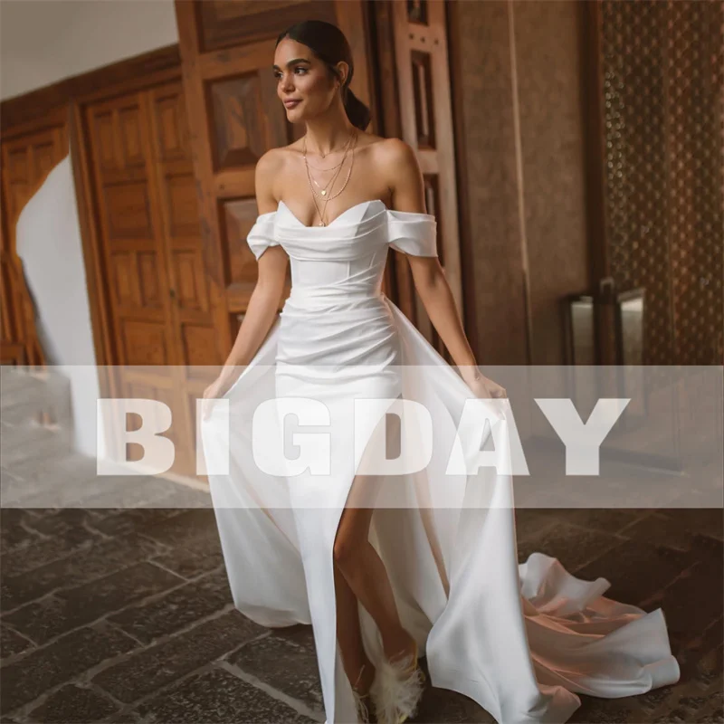 Elegante abito da sposa a sirena donna aperto sul retro con spalle scoperte pieghe senza spalline abiti da sposa spaccati Sweep Train Vestidos De Noiva