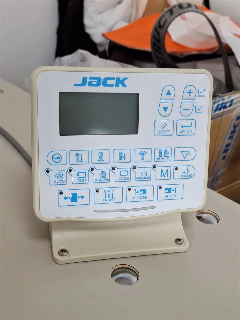 Nuova macchina per asole elettroniche JACK 9820 per cucire asole Macchina da cucire elettronica per occhielli con buco della serratura con tavolo