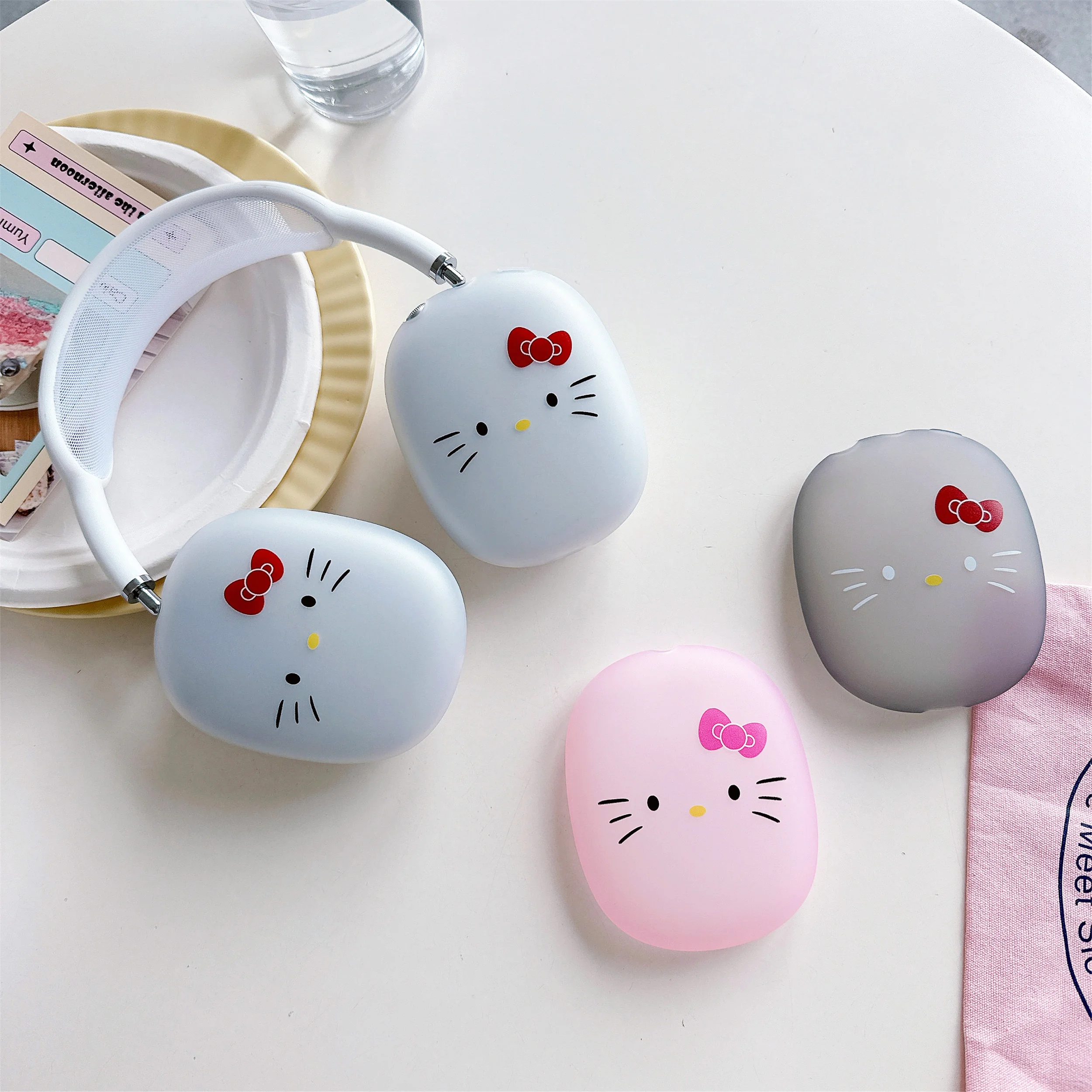 Girls Like it.Lovely pink Sanrio Cartoon Hello kitty Suitable For Apple Airpods Max Protective Case Anti Drop Easy Earphone Case