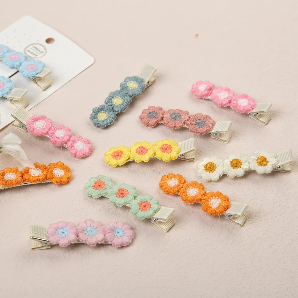 Ins Triple Daisy Flower Baby Girls Hair Clips Knitted 6.5cm BB Barrettes Cloth Covered Alligator Hairpins Korean Hairgrips