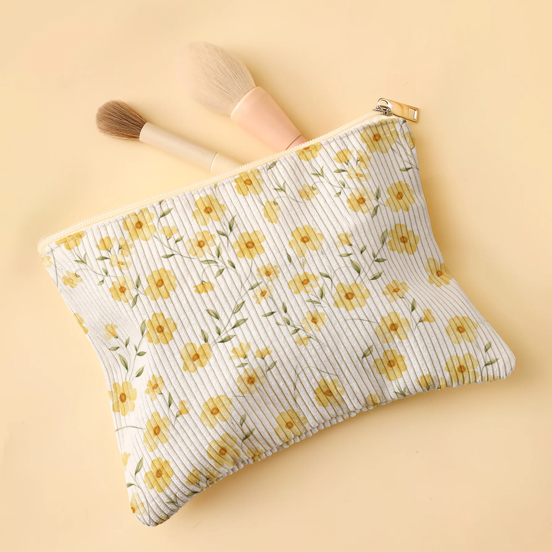 Makeup Bag Suitable for Foundation/Eye Shadow Palettes Smooth Zipper Closure for Lip Gloss Blush Powder Fits Vanity Clutter-Free
