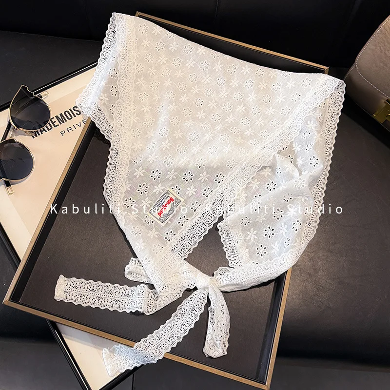Premium Lace Hollow Out Triangle Scarf Korean Style for Women Slimming Versatile Layered Bandana Soft Breathable Daily Wear