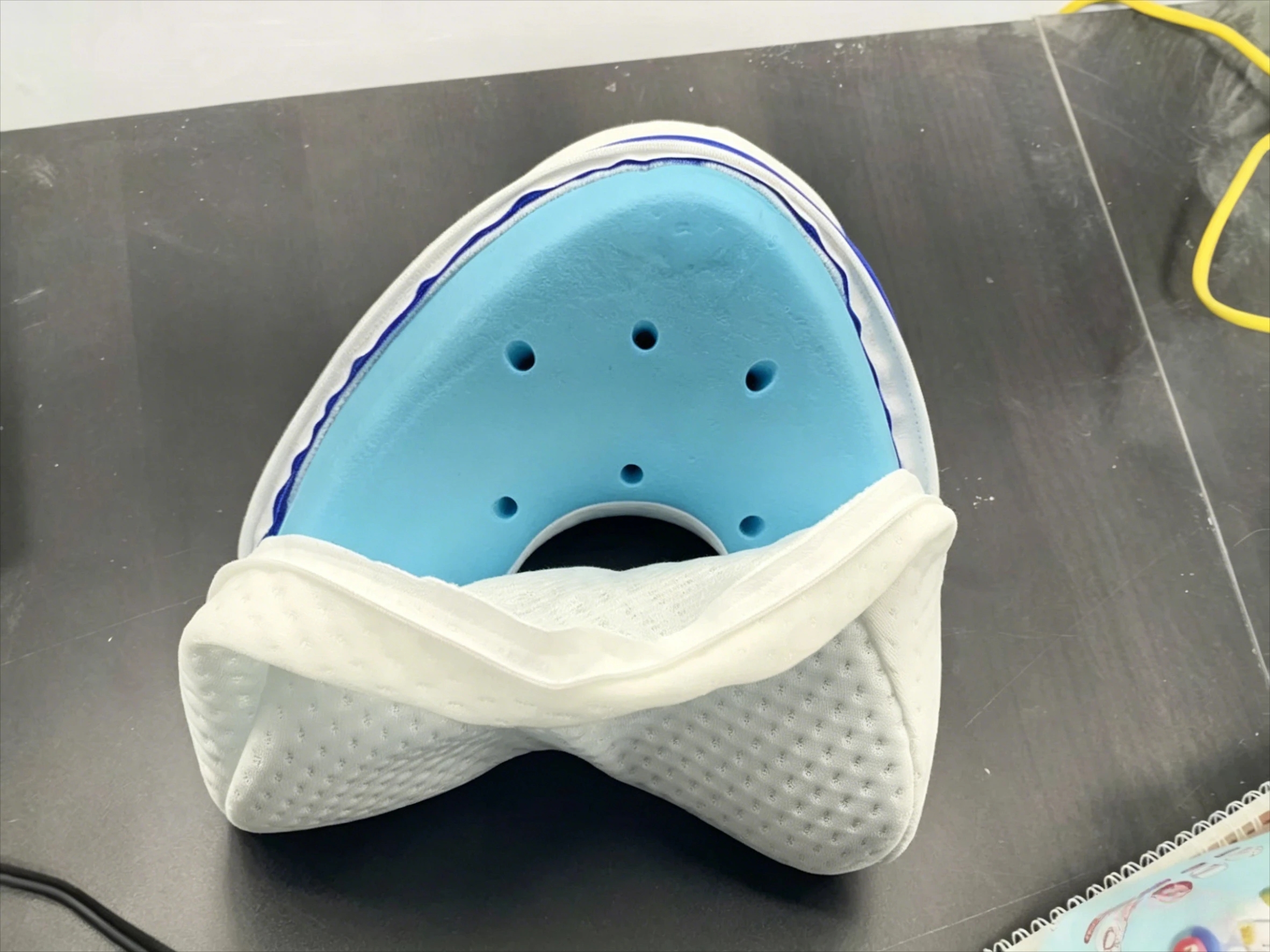 다리 베개 하트 모양 메모리폼 다리 베개 느린 반동 다리 보호대 무릎 베개 임산부에게 적합 썸네일 6
