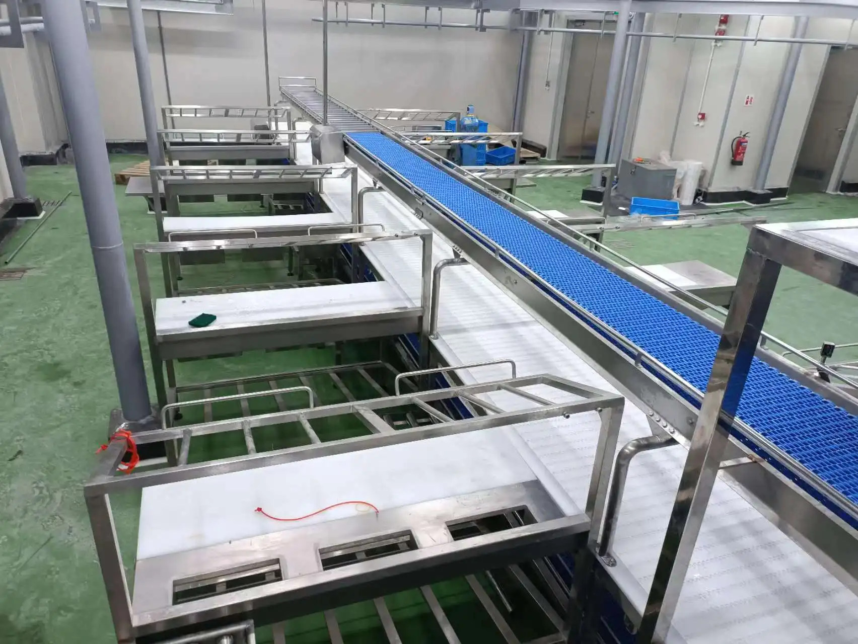 FOODLINE Pig Cattle Sheep Slaughter Line Complete Butchering Equipment For Pig Cattle Sheep Integrated Slaughter Plant