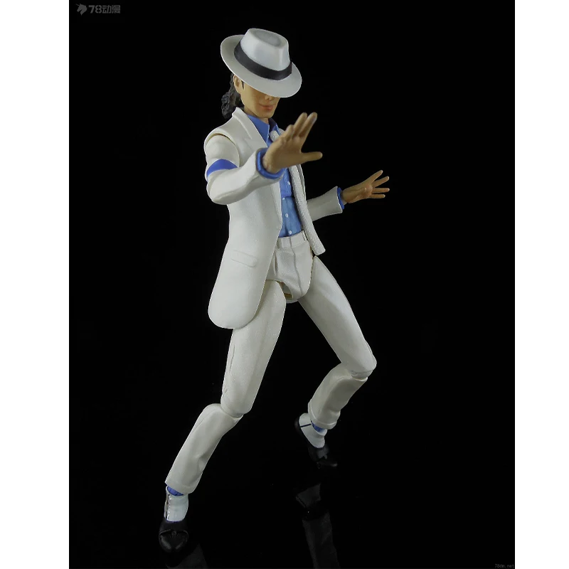 Bandai Original y genuino SHF serie de artistas de la realidad MICHAEL JACKSON figuras de acción de juguete para niños niñas niños regalo de bestia en Stock